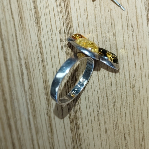 Baltic Amber ring and Earrings - Picture 3 of 6